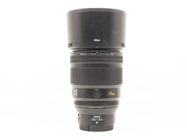 Nikon Nikkor Z 135mm f 1.8 S Plena